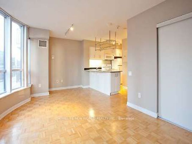 709 - 33 Sheppard Ave E