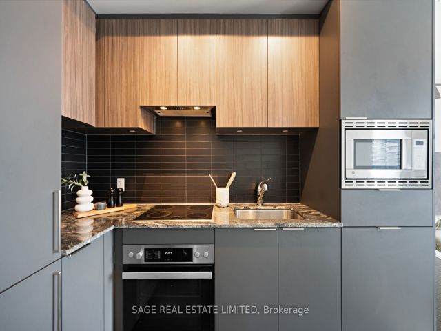 519 - 50 O'neill Rd