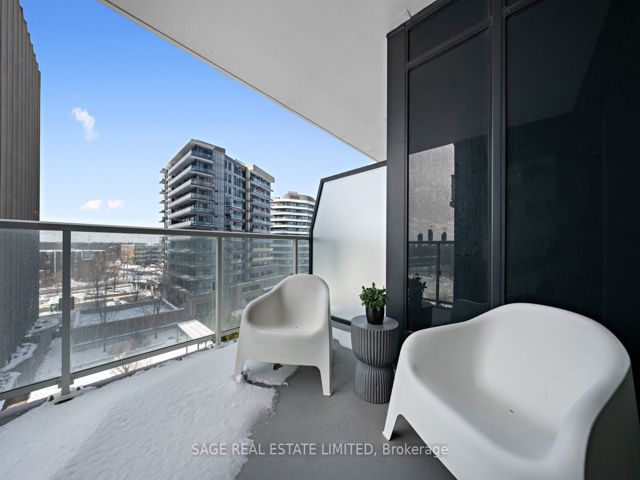 519 - 50 O'neill Rd