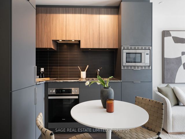 519 - 50 O'neill Rd