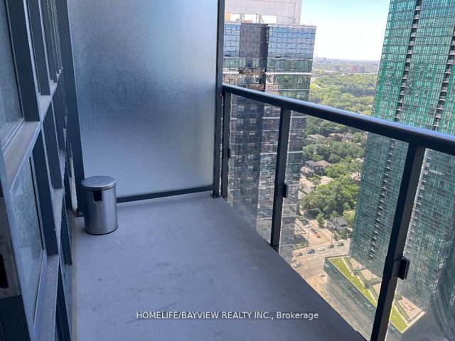 3519 - 5 Sheppard Ave E