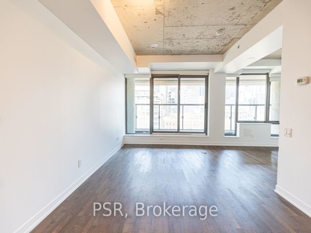 606 - 560 King St W