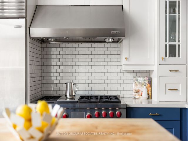 Th3 - 385 Brunswick Ave