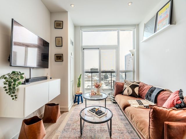 817 - 1603 Eglinton Ave W