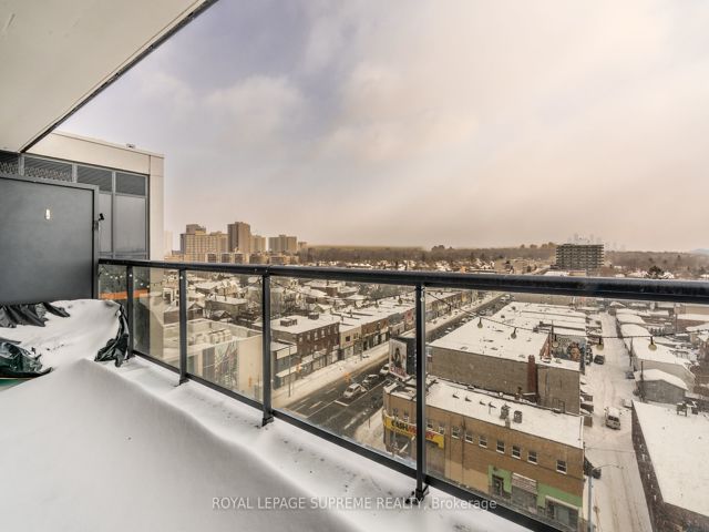 817 - 1603 Eglinton Ave W