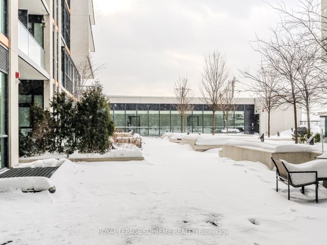 817 - 1603 Eglinton Ave W