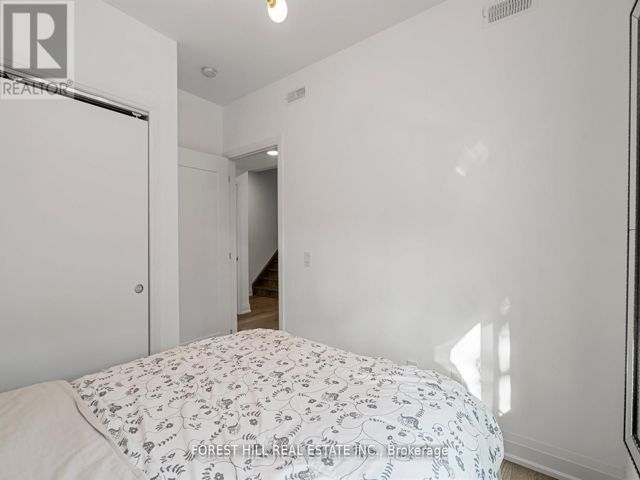4 - 18 Greenbriar Rd
