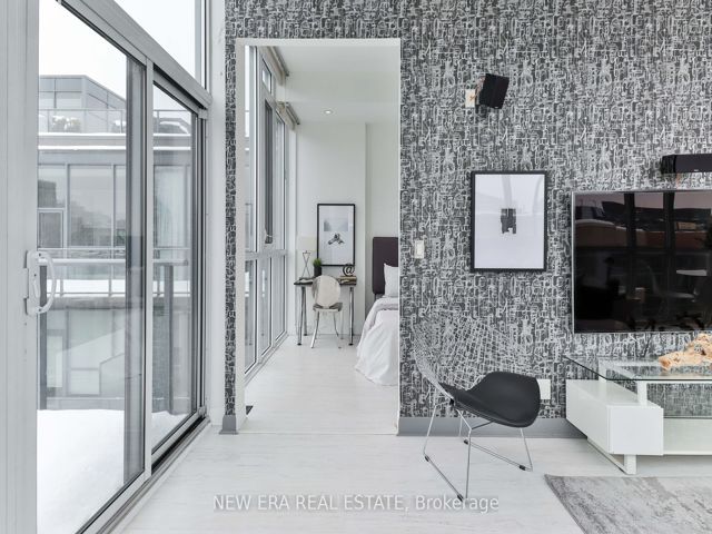PH01 - 478 King St