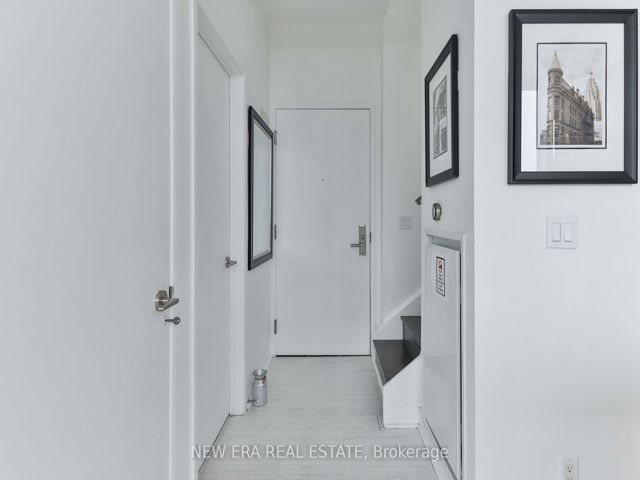 PH01 - 478 King St