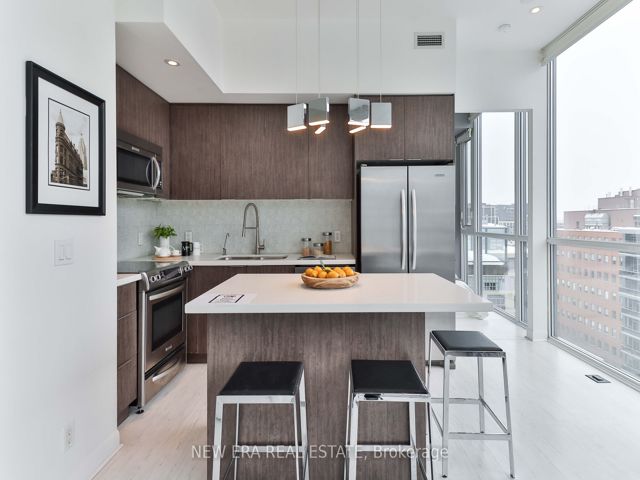 PH01 - 478 King St