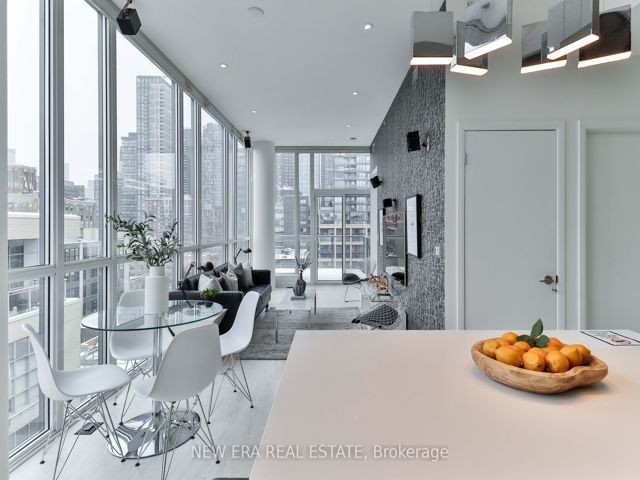 PH01 - 478 King St