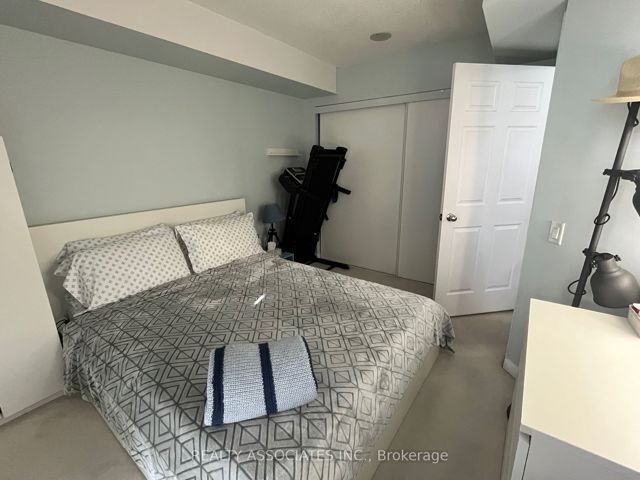 2712 - 153 Beecroft Rd