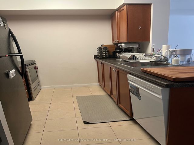 2712 - 153 Beecroft Rd