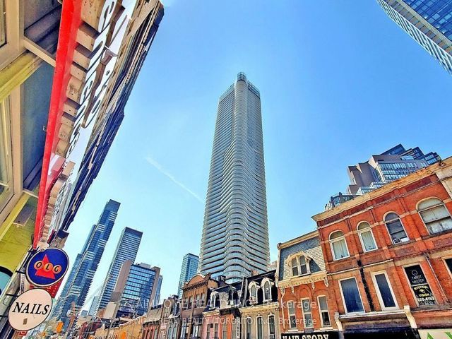 605 - 11 Wellesley St W