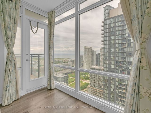 3510 - 25 Telegram Mews