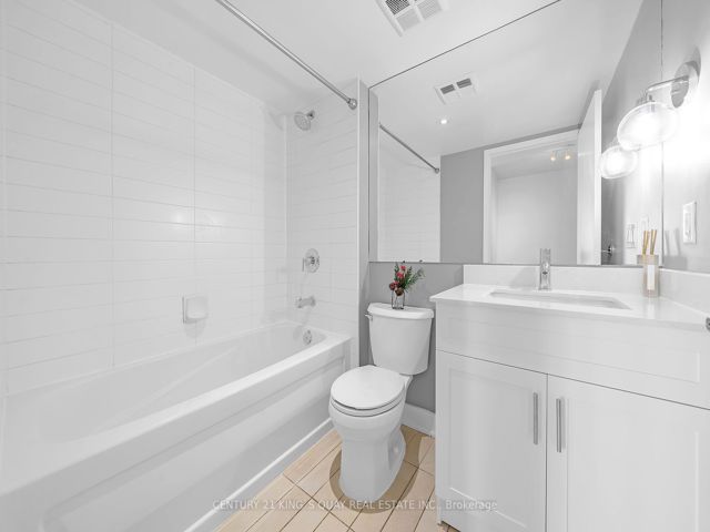 3510 - 25 Telegram Mews