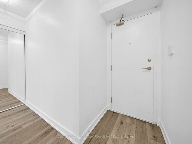 3510 - 25 Telegram Mews