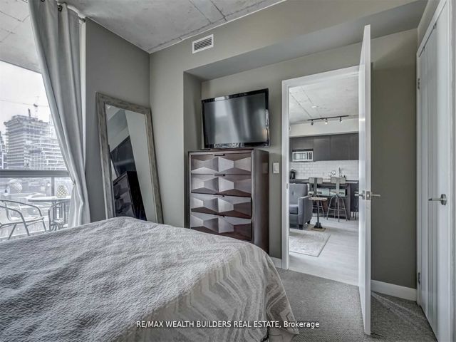 812 - 478 King St W