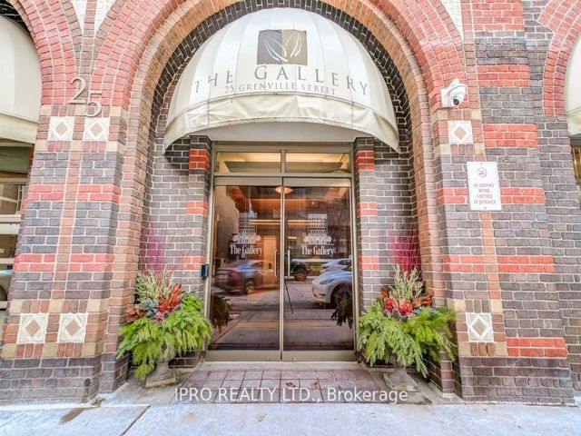 PH2 - 25 Grenville St