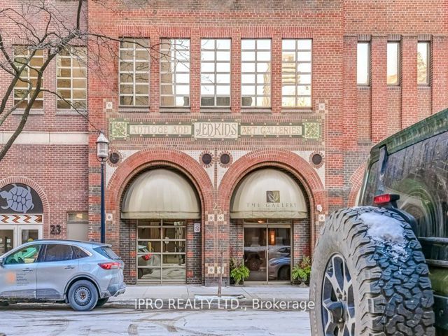 PH2 - 25 Grenville St
