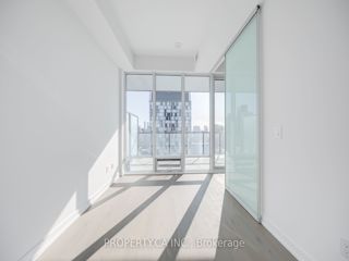 2708 - 488 University Ave