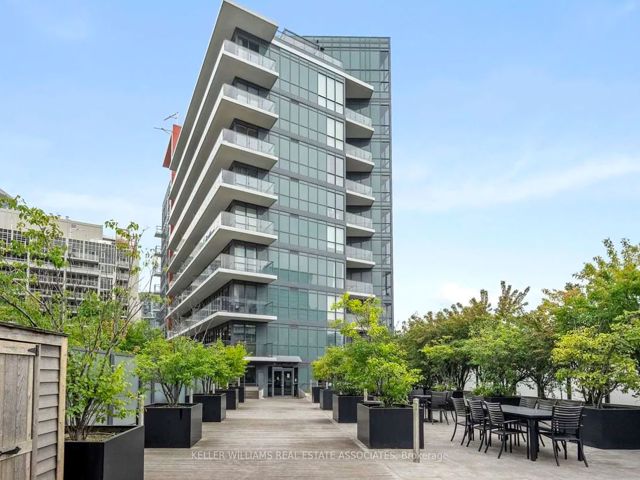 212 - 50 Bruyeres Mews