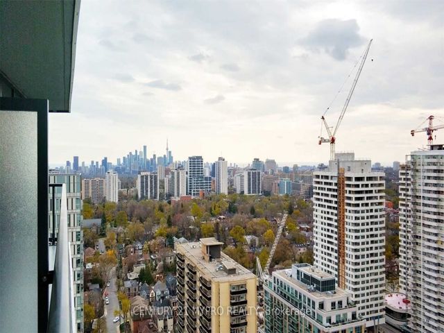 2807 - 125 Redpath Ave