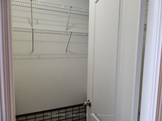 1910 - 2 Rean Dr