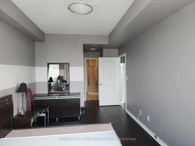1910 - 2 Rean Dr