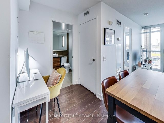 702 - 121 Mcmahon Dr