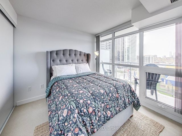 702 - 121 Mcmahon Dr