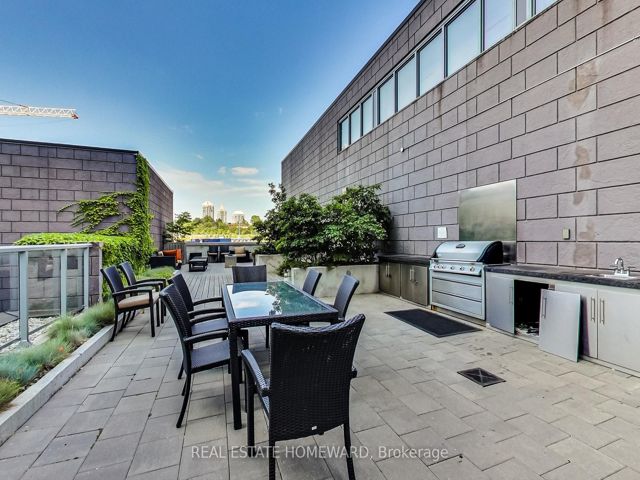 702 - 121 Mcmahon Dr