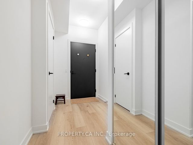 1309 - 127 Broadway Ave