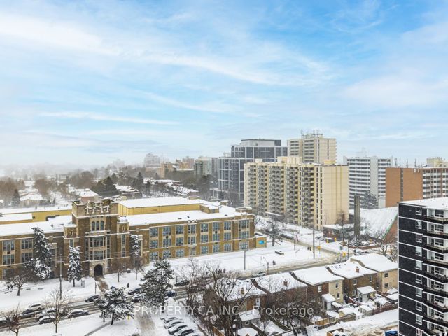 1309 - 127 Broadway Ave