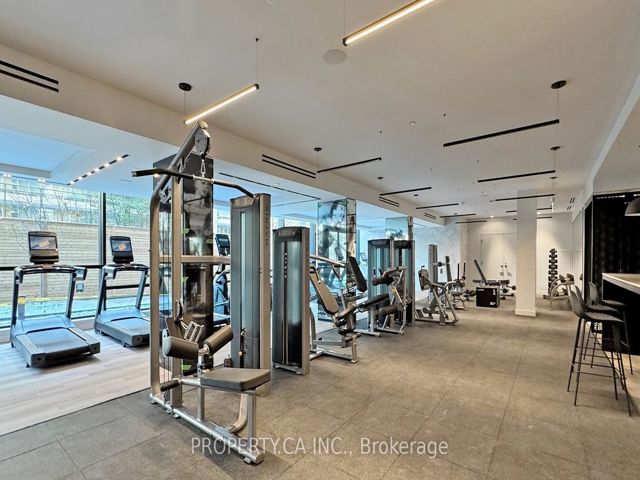 1309 - 127 Broadway Ave