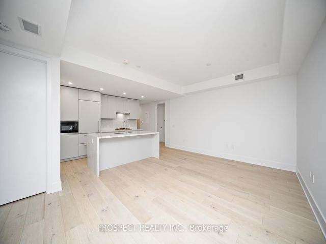 403 - 346 Davenport Rd E