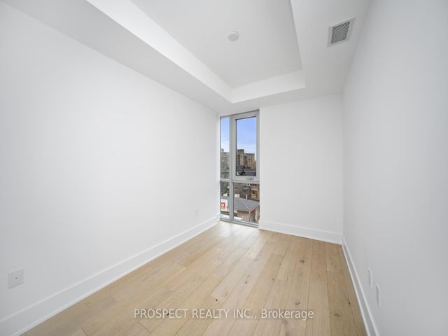 403 - 346 Davenport Rd E