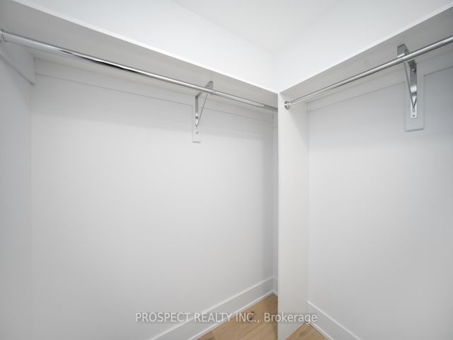 403 - 346 Davenport Rd E