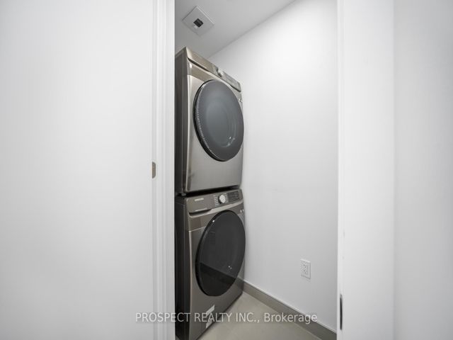 403 - 346 Davenport Rd E