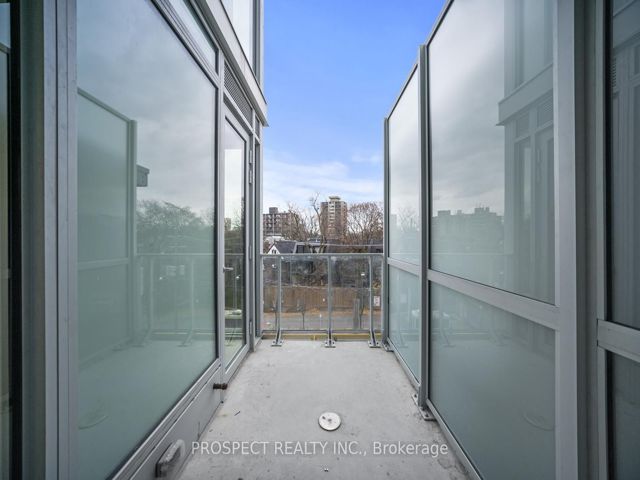 403 - 346 Davenport Rd E