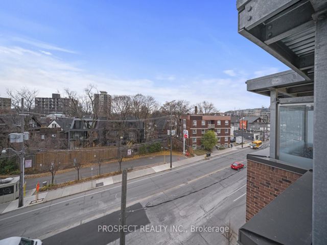403 - 346 Davenport Rd E