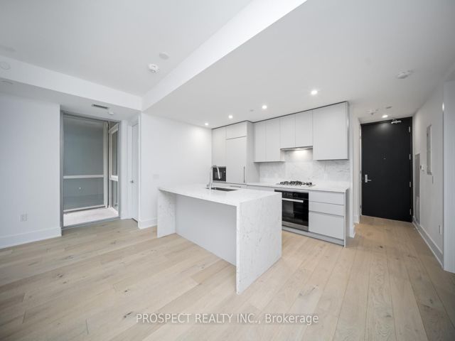 403 - 346 Davenport Rd E
