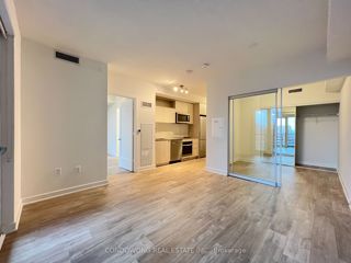 836 - 135 Lower Sherbourne St