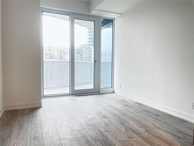 1203 - 15 Holmes Ave