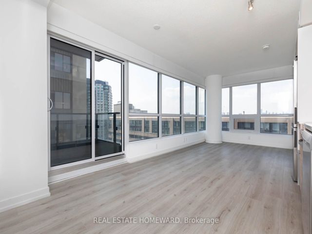 1305 - 395 Bloor St E