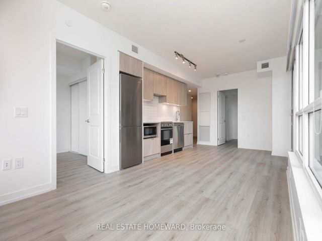 1305 - 395 Bloor St E