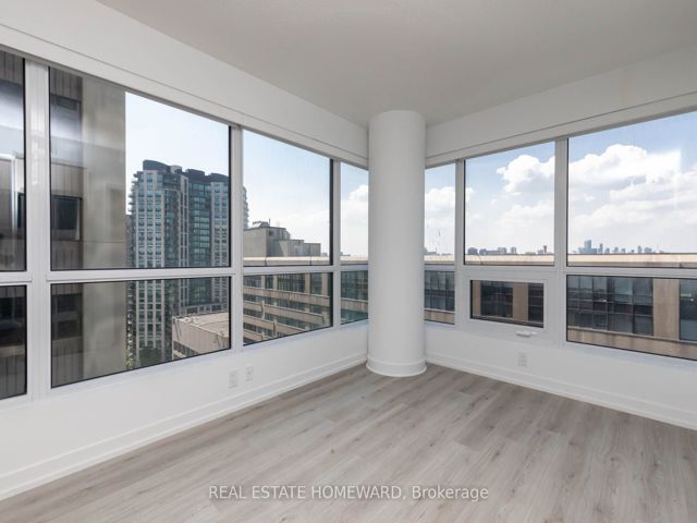1305 - 395 Bloor St E