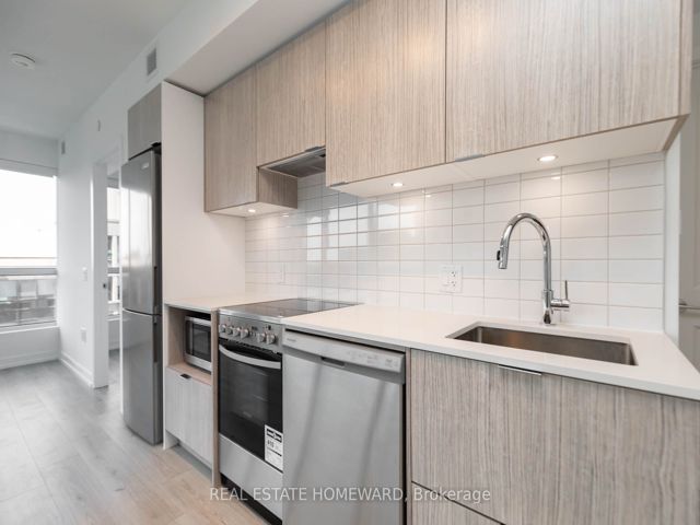 1305 - 395 Bloor St E