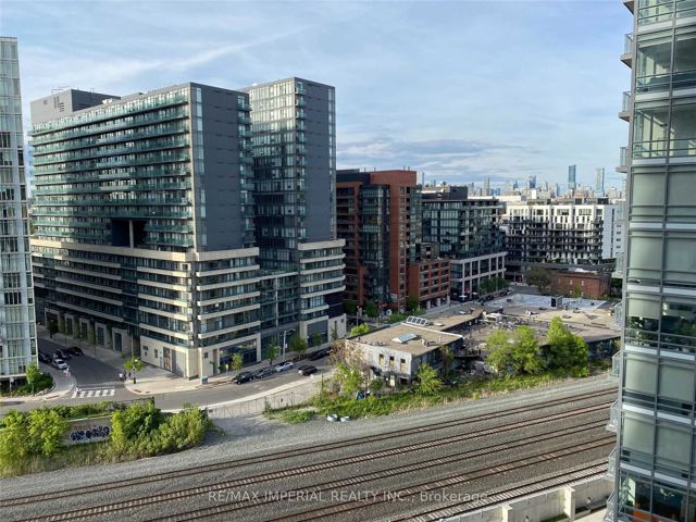 1204 - 20 Joe Shuster Way