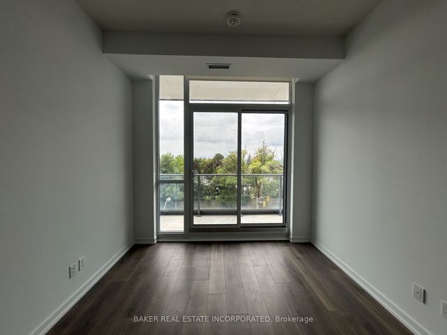 216 - 36 Forest Manor Rd
